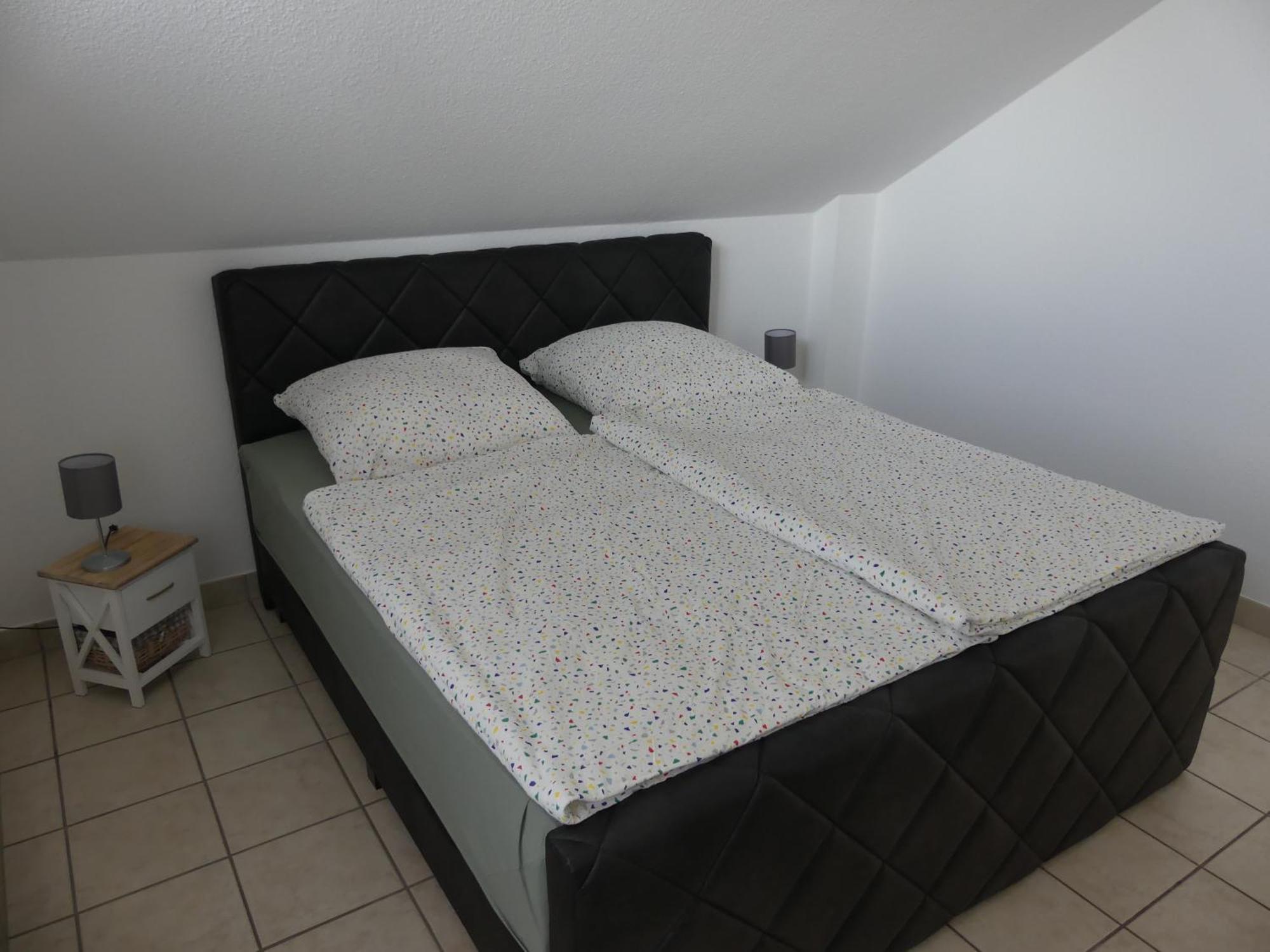 Apartment-Koeln-Bonn, Ihr Zuhause Auf Zeit. Wesseling Eksteriør bilde